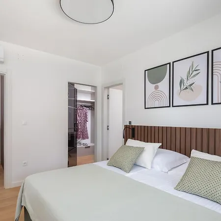 Prima Lux Villa