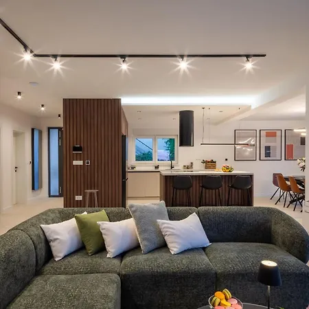 Vila Prima Lux *