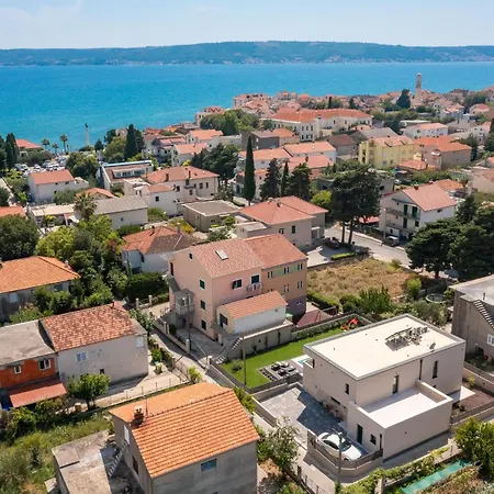 Prima Lux Villa *